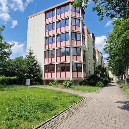 Citycenter Apartment - Bigtv-Ps4-Netflix-Parking Chemnitz Ngoại thất bức ảnh