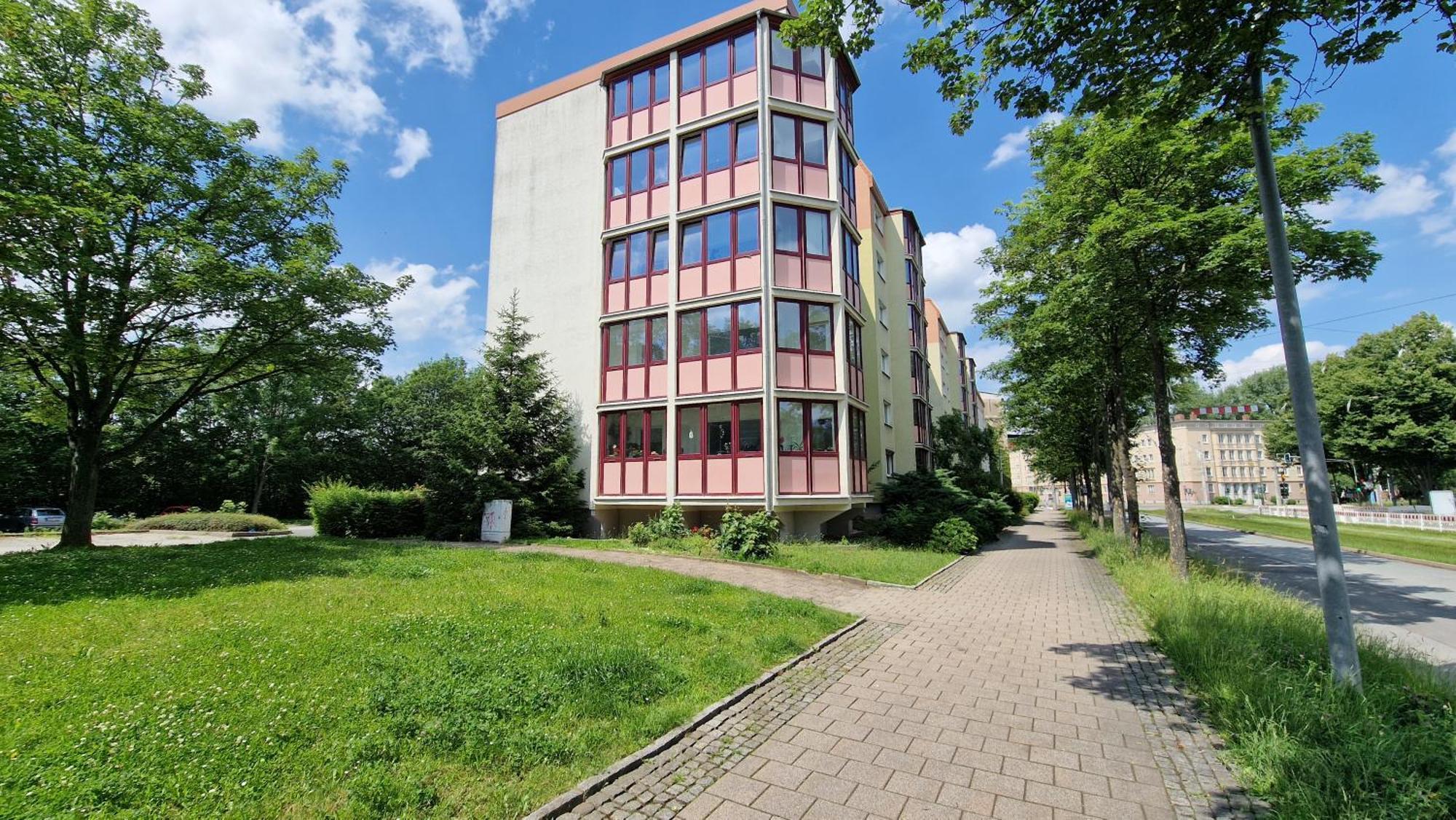 Citycenter Apartment - Bigtv-Ps4-Netflix-Parking Chemnitz Ngoại thất bức ảnh